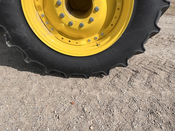 2025 John Deere 8R 340 - Photo13