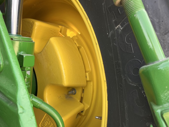 2025 John Deere 8R 340 - Photo18