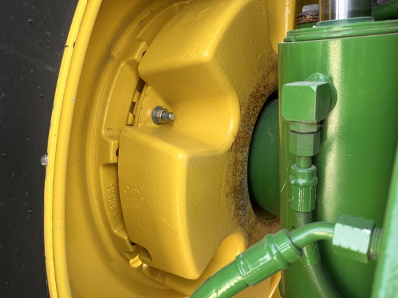 2025 John Deere 8R 340 - Photo22