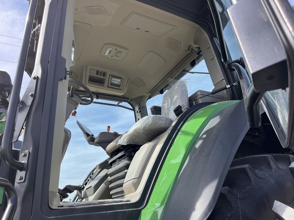 2025 John Deere 8R 340 - Photo28