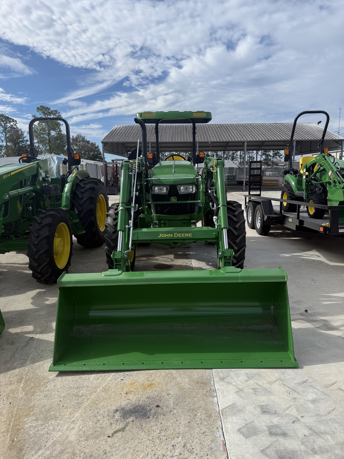 2024 John Deere 5067E Image 2