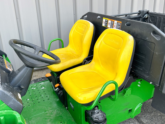 2024 John-Deere TX 4X2