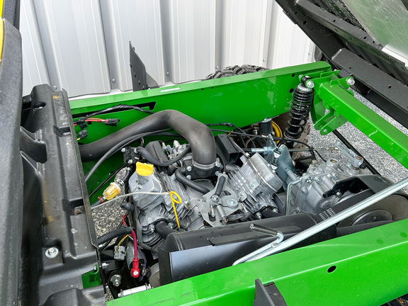 2024 John-Deere TX 4X2