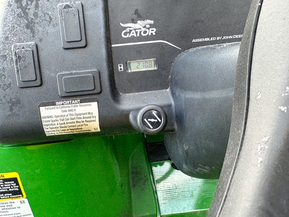 2024 John-Deere TX 4X2