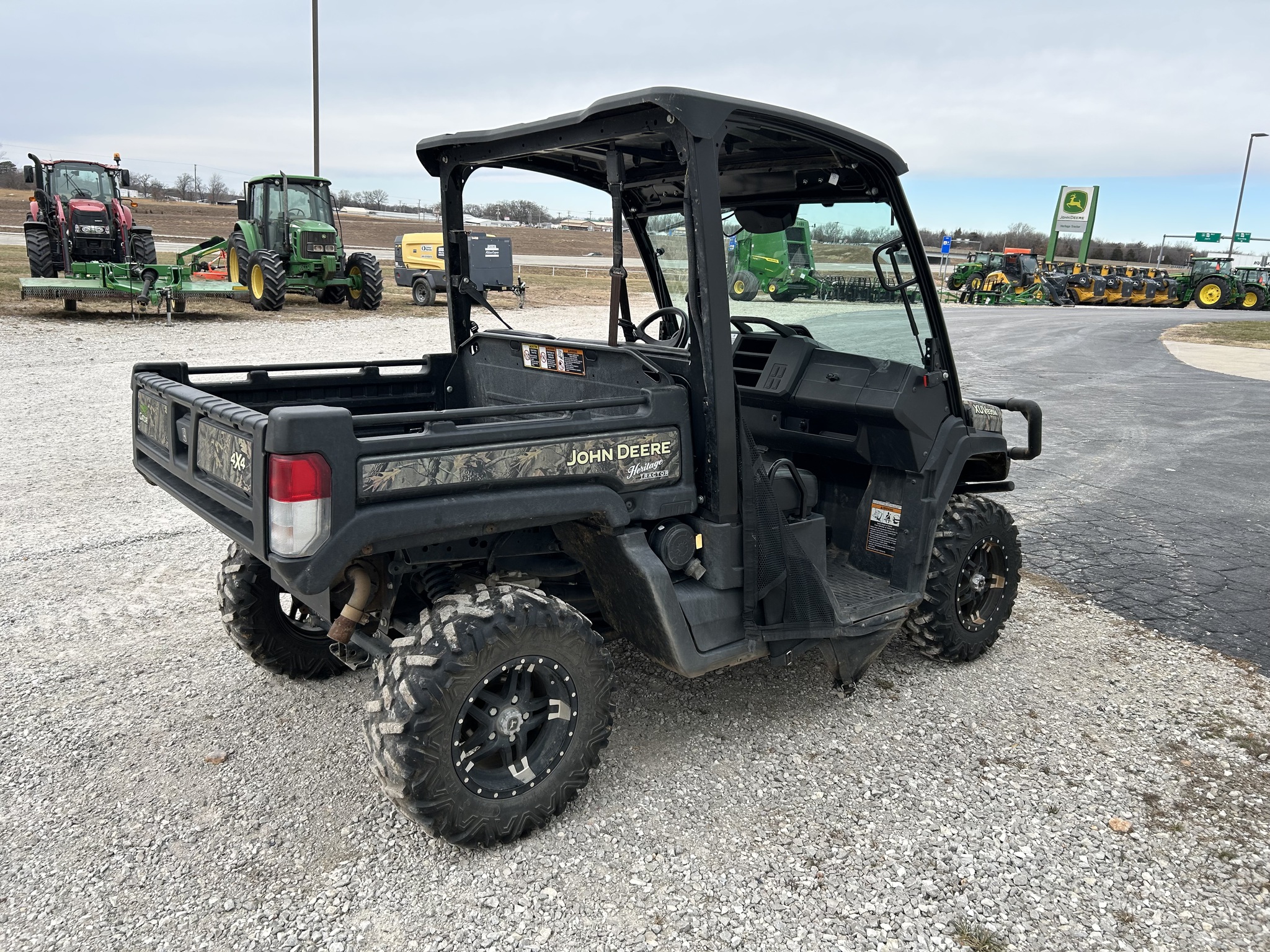  2020 John Deere XUV 835M at Heritage Tractor in Joplin, MO