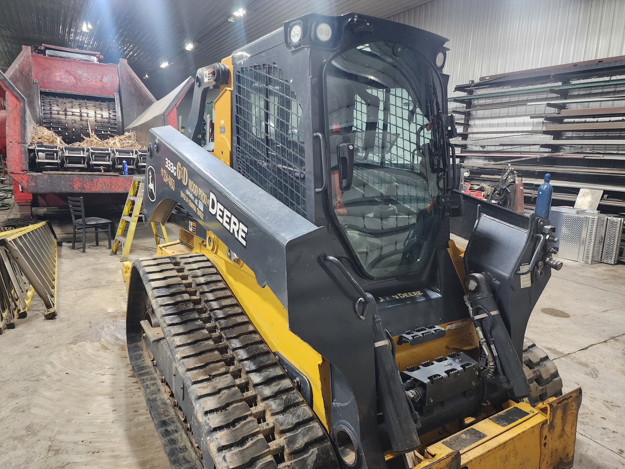 2021 John Deere 333G Image 3