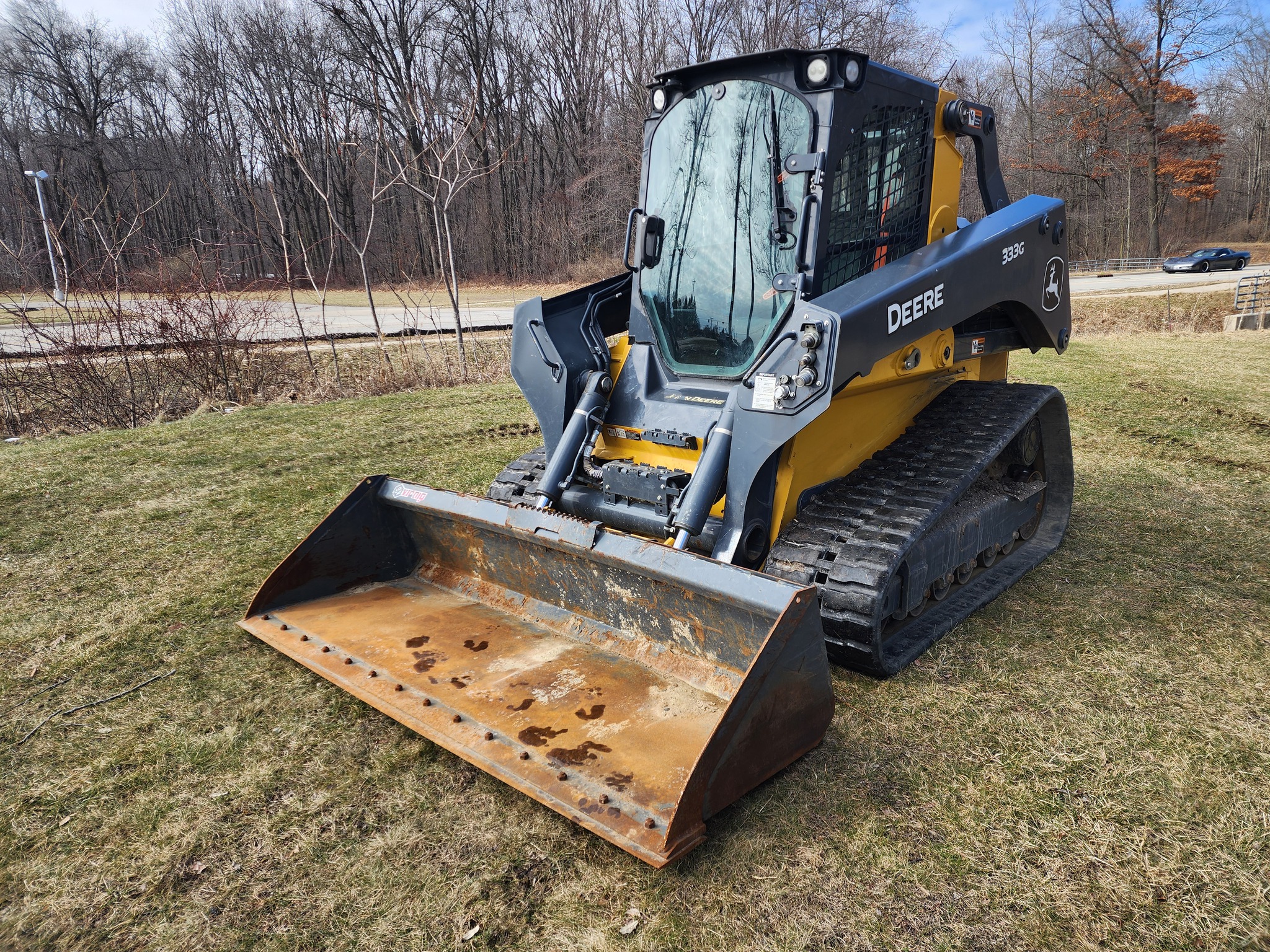 2021 John Deere 333G Image 1