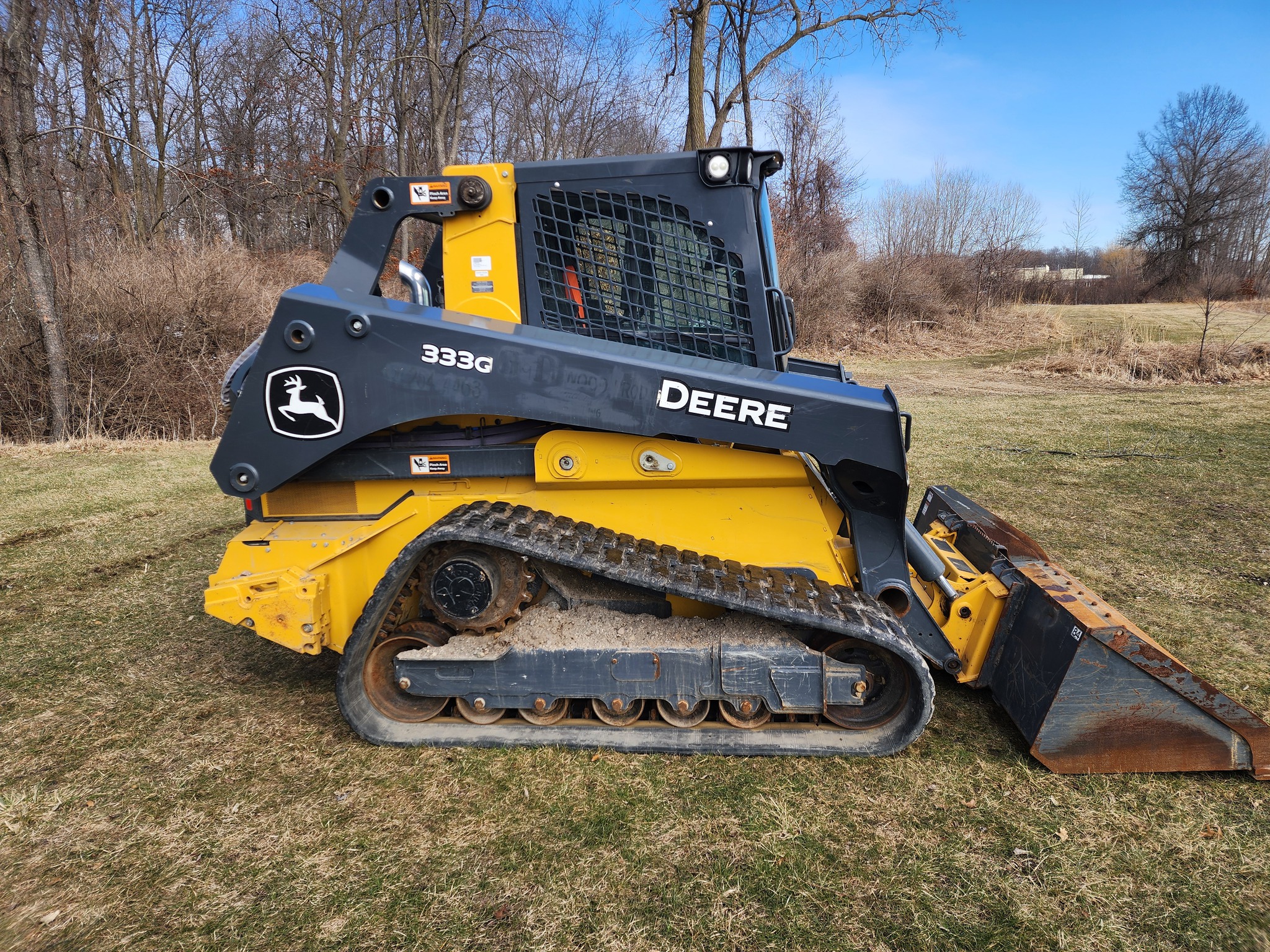 2021 John Deere 333G Image 4