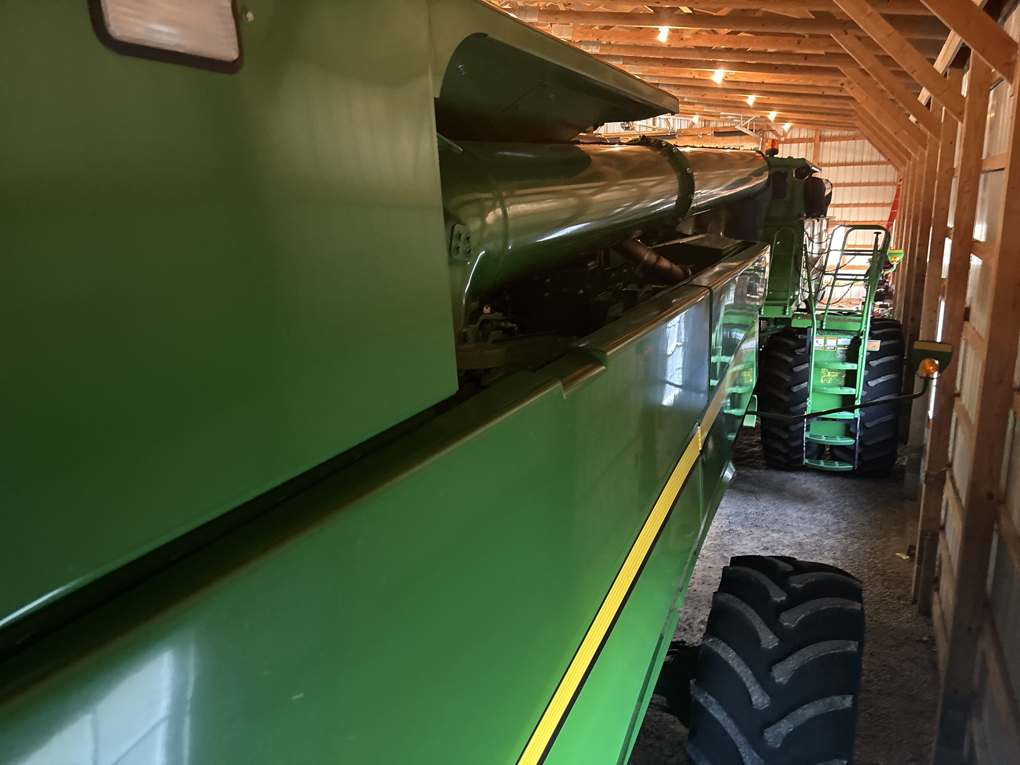 Used 2015 John Deere S670 Combines at Koenig Equipment in Greenville, OH - PhotoXL3