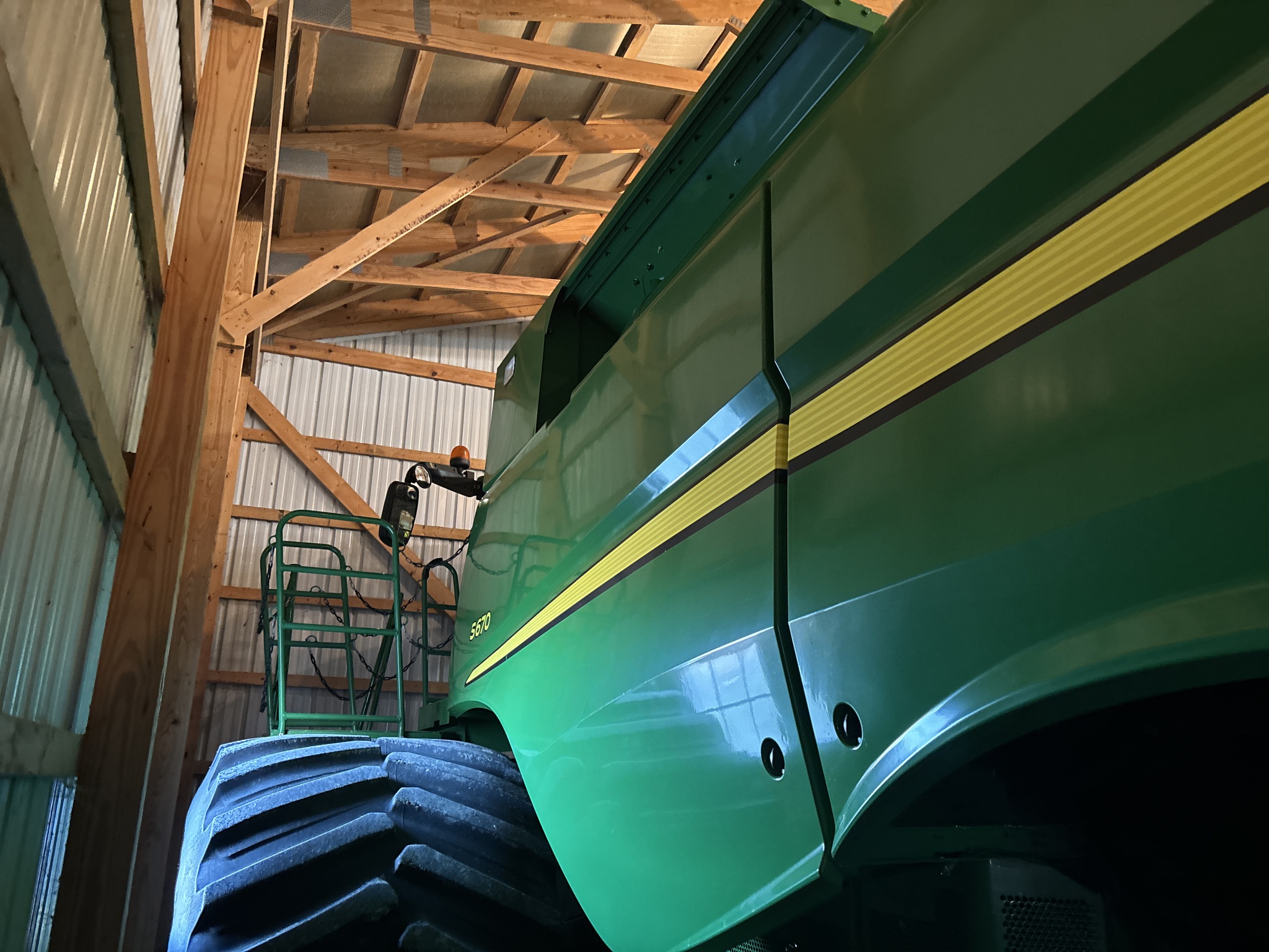 Used 2015 John Deere S670 Combines at Koenig Equipment in Greenville, OH - PhotoXL6