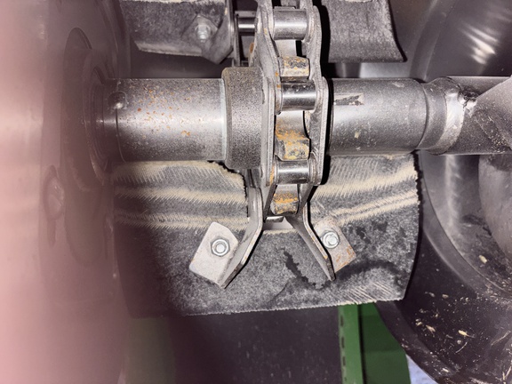 Used 2015 John Deere S670 Combines at Koenig Equipment in Greenville, OH - Photo12