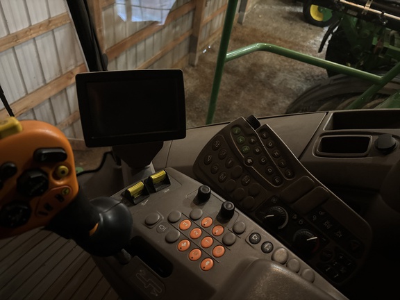 Used 2015 John Deere S670 Combines at Koenig Equipment in Greenville, OH - Photo21