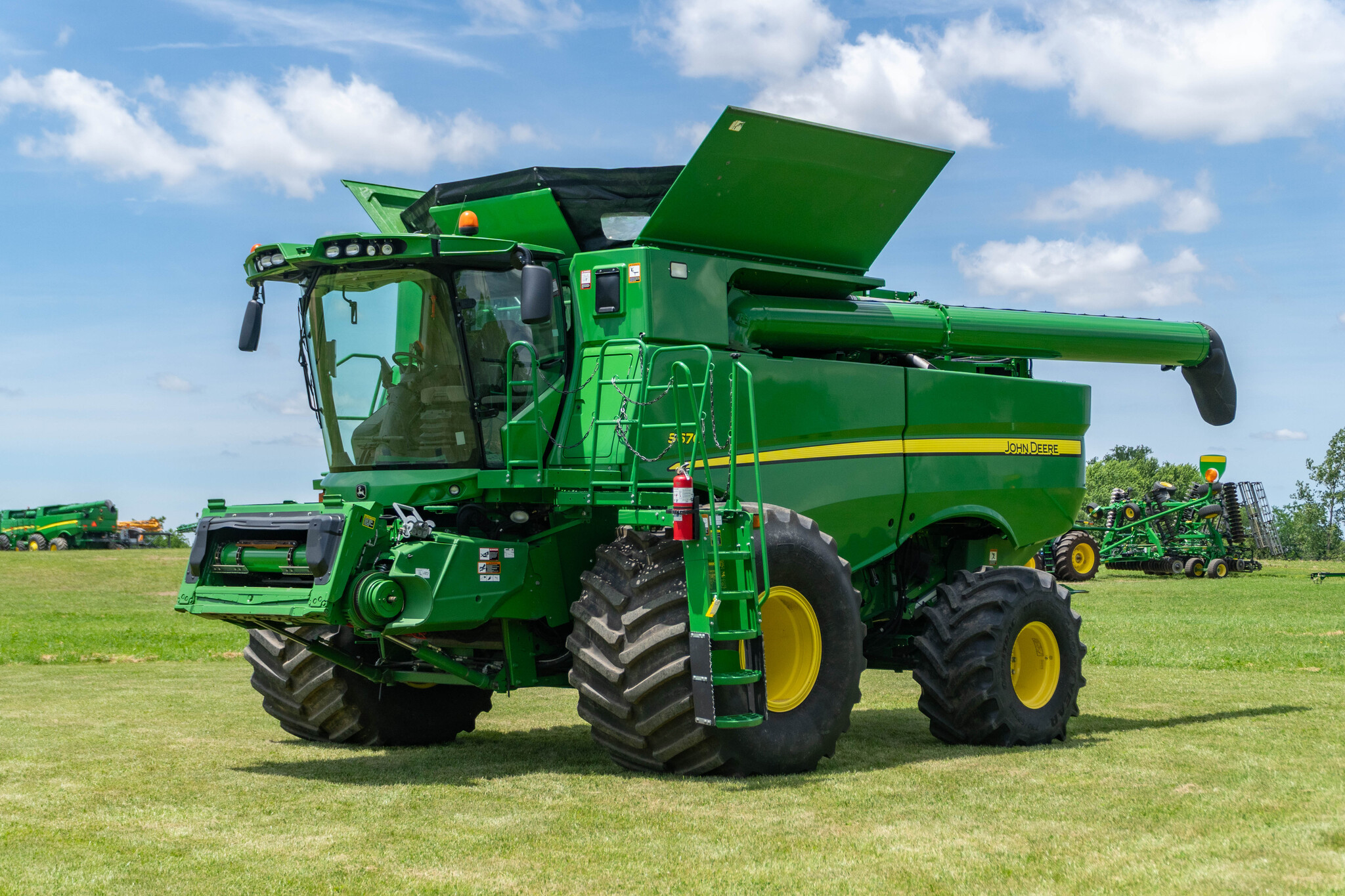 Used 2015 John Deere S670 Combines at Koenig Equipment in Anna, OH - PhotoXL0