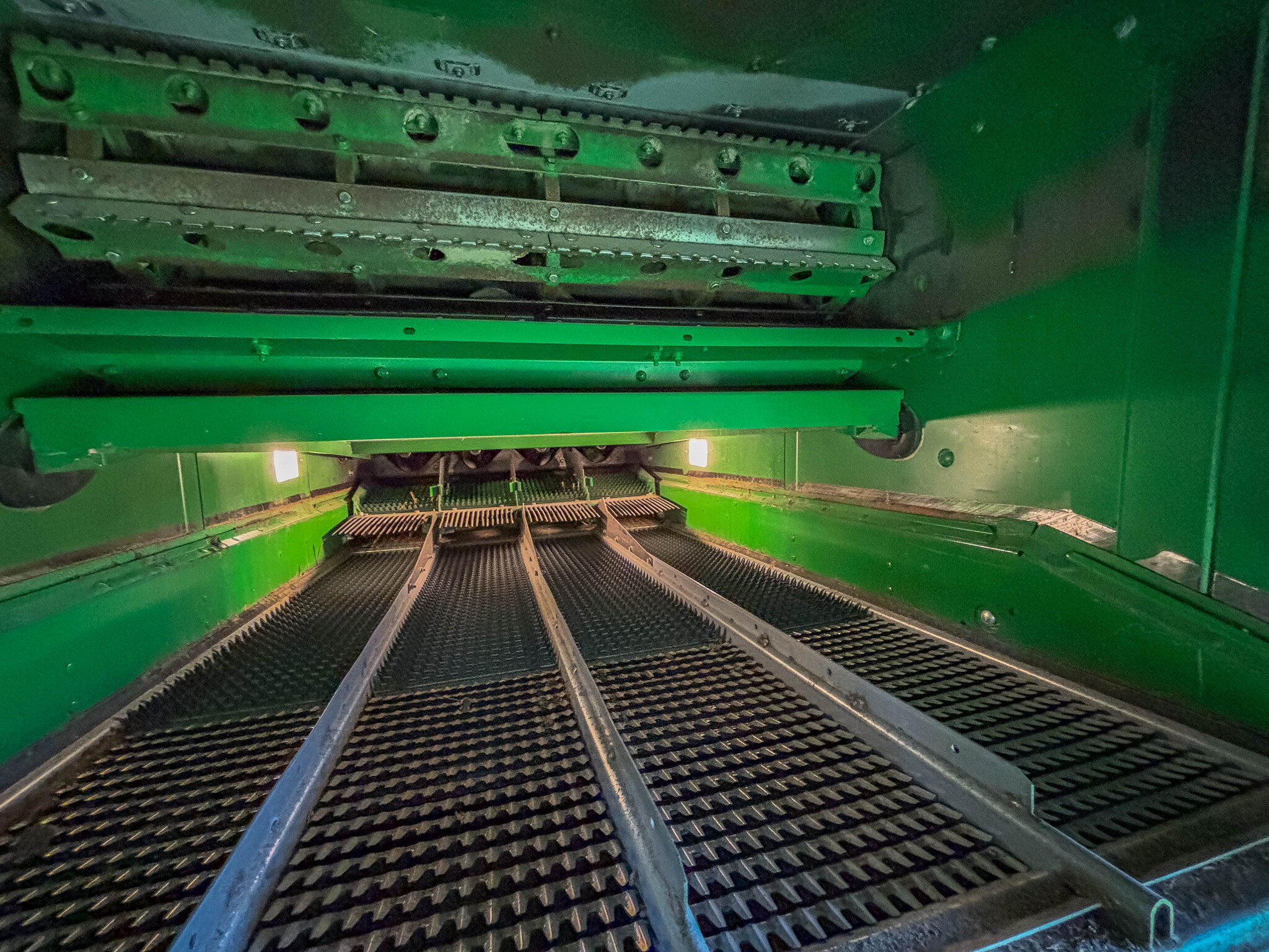 Used 2015 John Deere S670 Combines at Koenig Equipment in Anna, OH - PhotoXL24