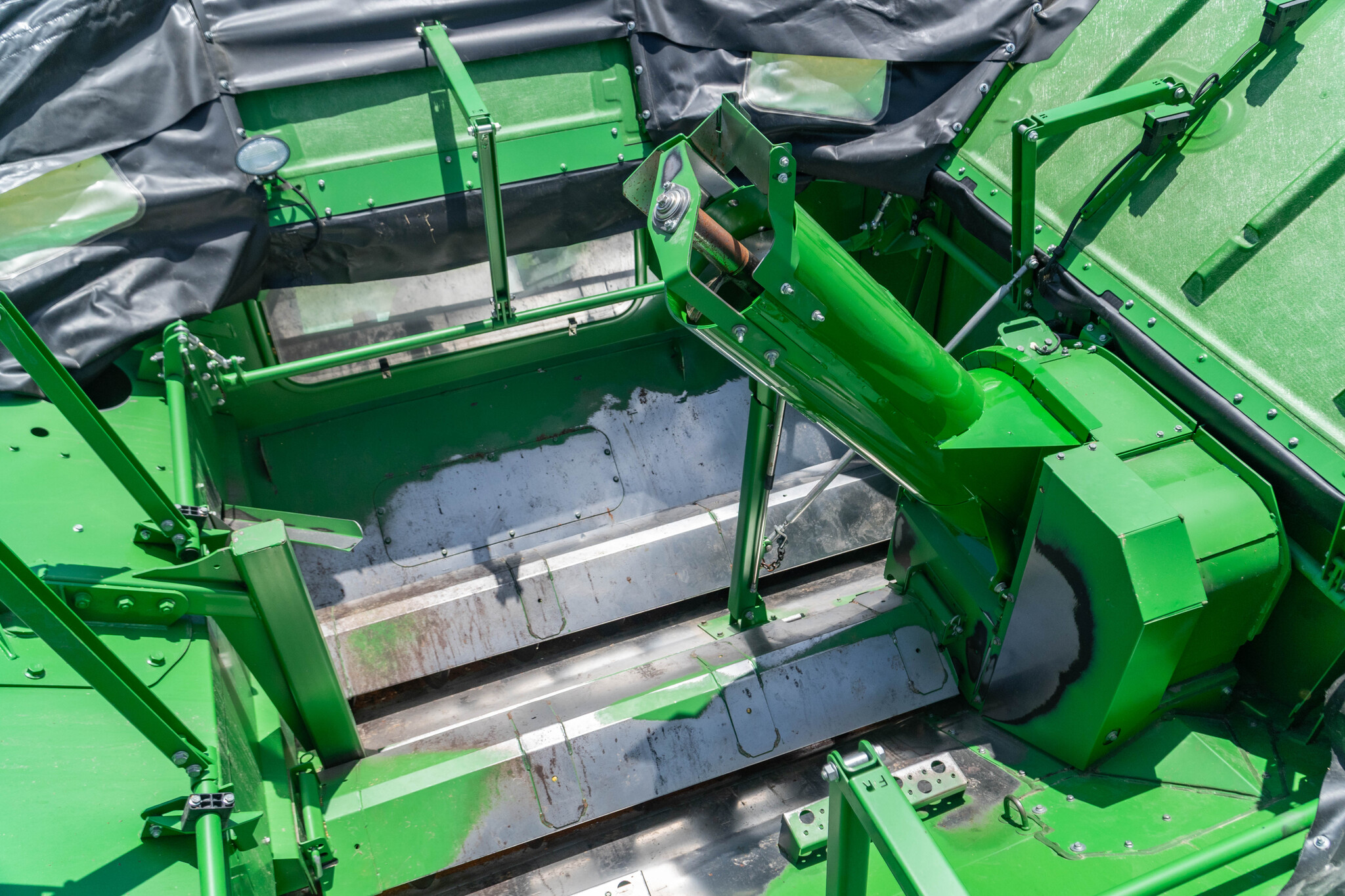 Used 2015 John Deere S670 Combines at Koenig Equipment in Anna, OH - PhotoXL32