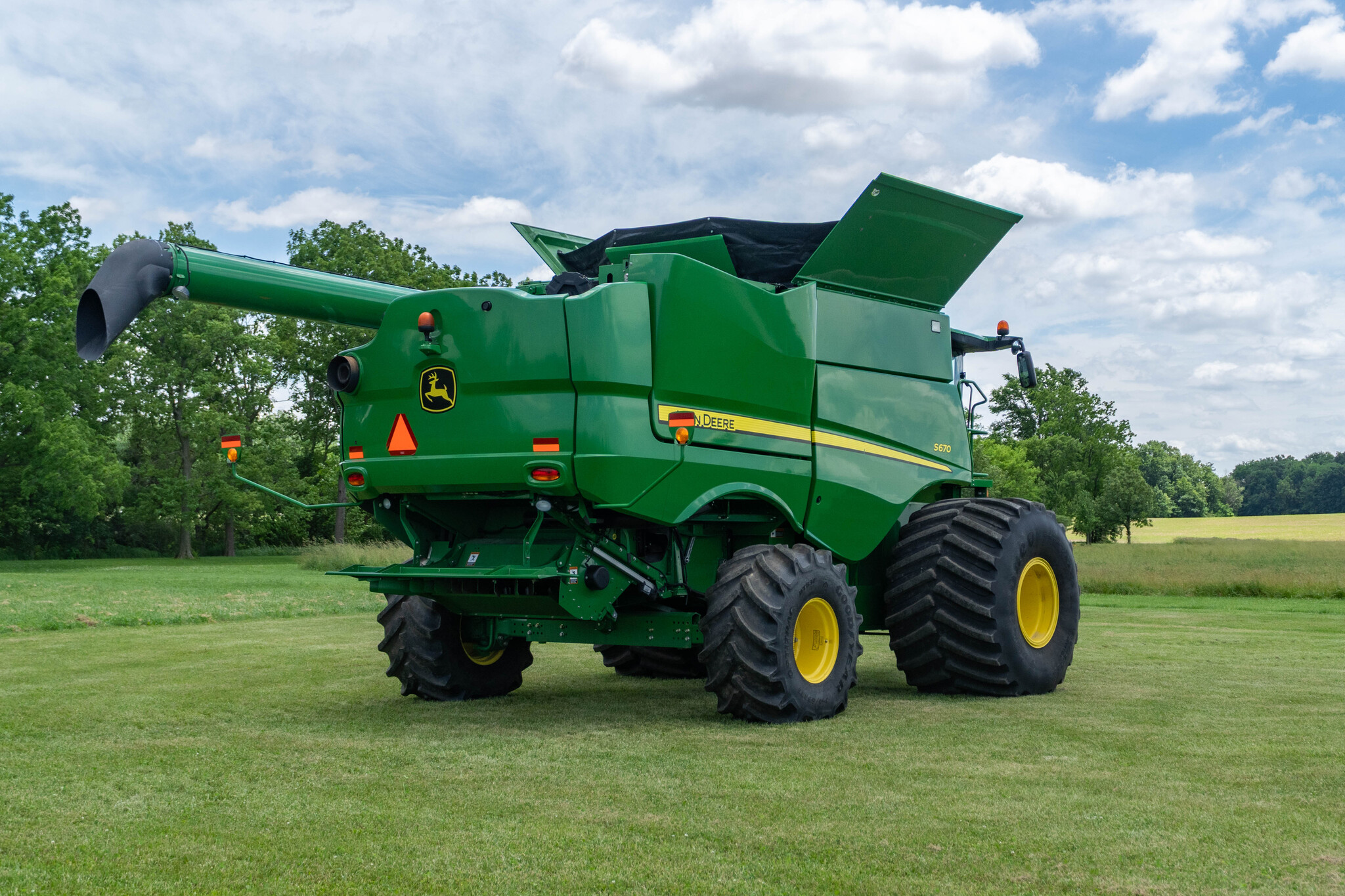 Used 2015 John Deere S670 Combines at Koenig Equipment in Anna, OH - PhotoXL4