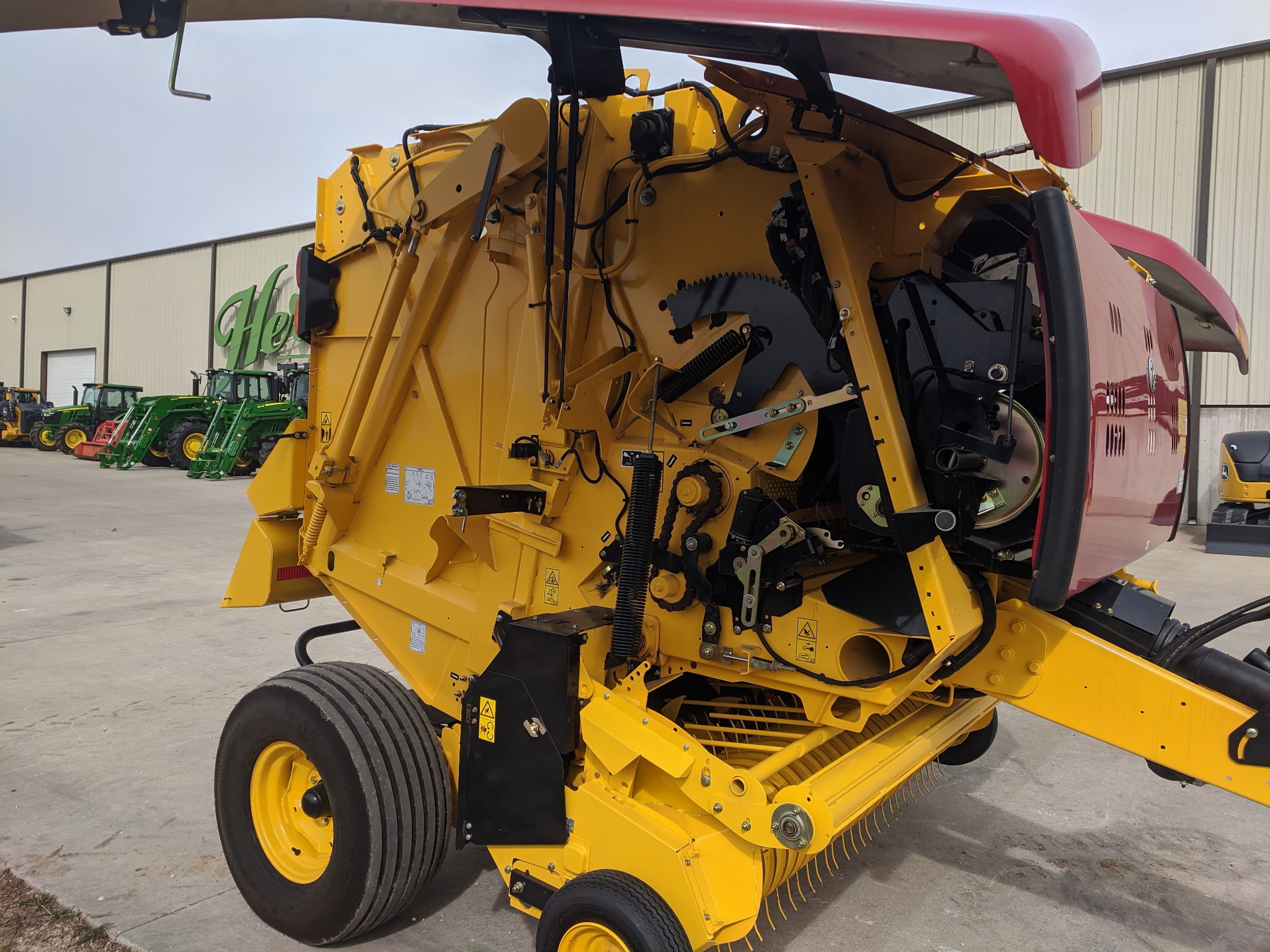 2024 New Holland Rollbelt 450 at Heritage Tractor in Rogersville, MO