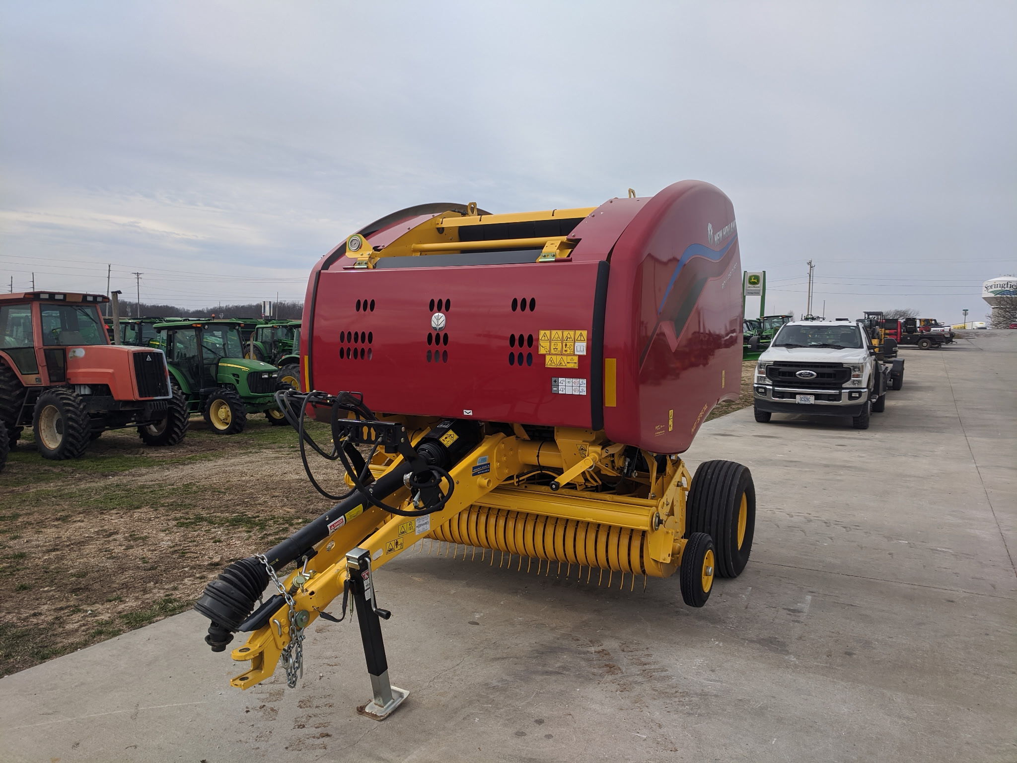  2024 New Holland Rollbelt 450 at Heritage Tractor in Rogersville, MO