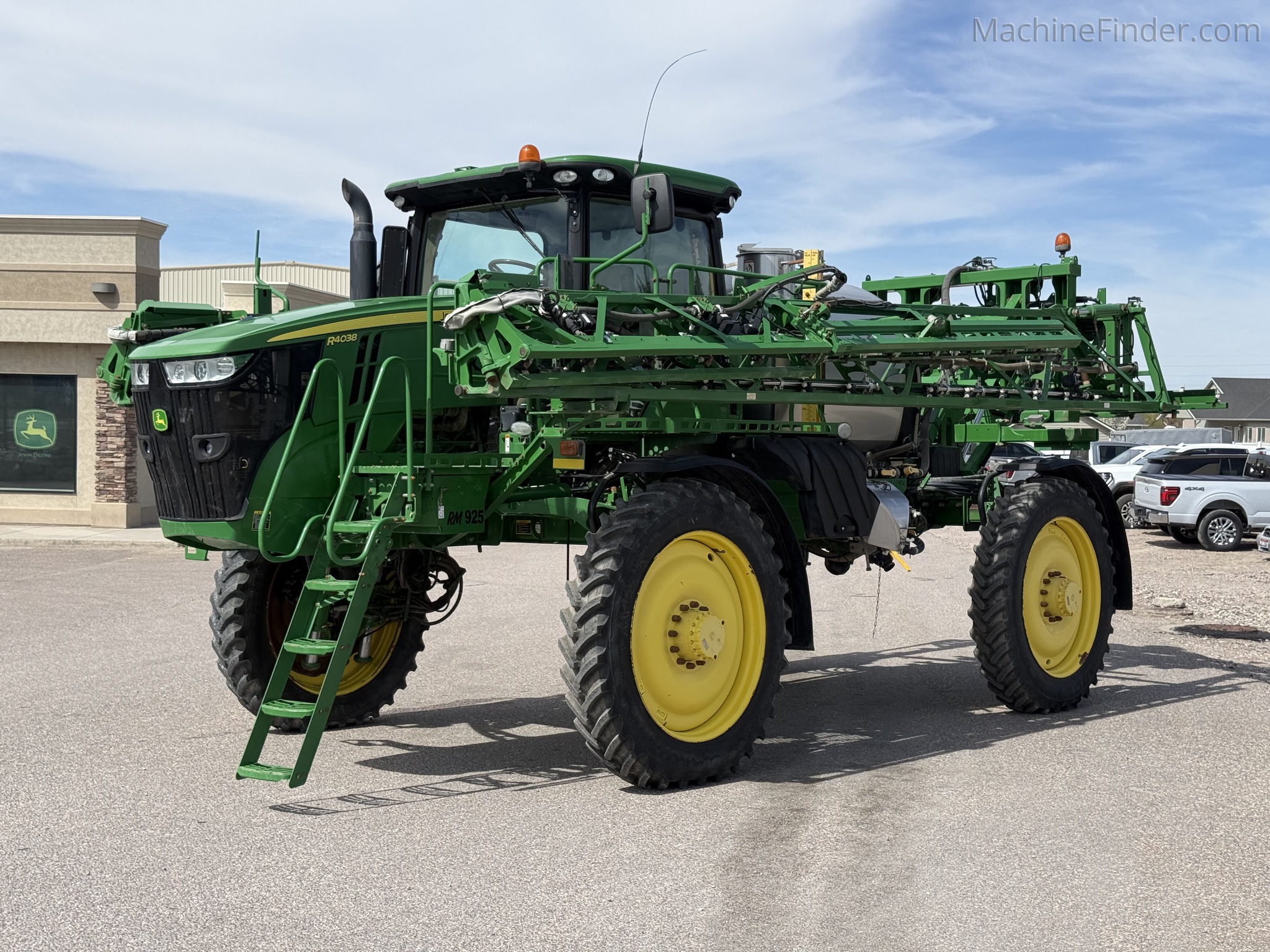 2017 John Deere R4038 | Self-Propelled Sprayers | MachineFinder