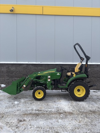 Used 2024 John Deere 2025R Compact Utility Tractors at Horizon Ag & Turf in Edmonton South, AB - Photo4