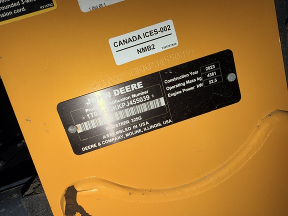 Photo of 2023 John Deere 325G