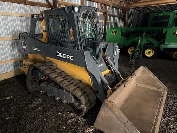 Photo of 2023 John Deere 325G
