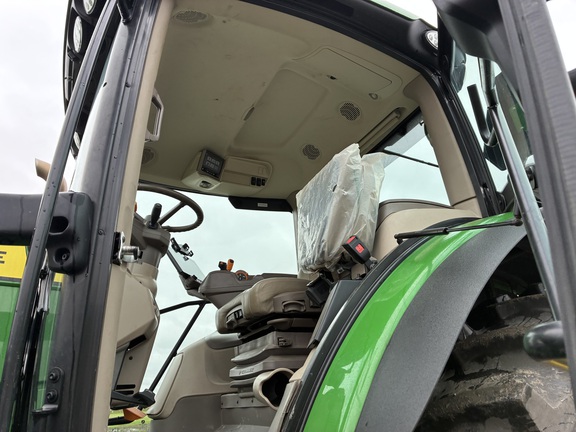 2025 John Deere 6R 175 - Photo34