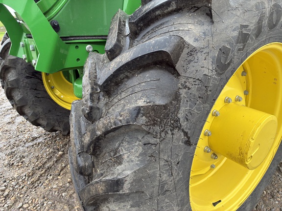 2025 John Deere 6R 175 - Photo11