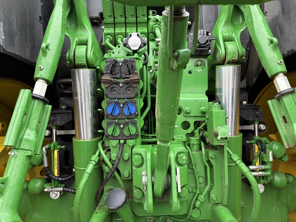 2025 John Deere 6R 175 - Photo28
