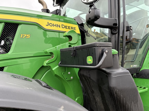 2025 John Deere 6R 175 - Photo32