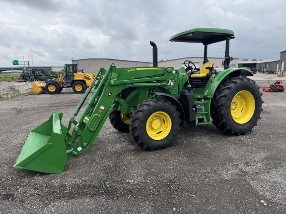 2023 John-Deere 6120M