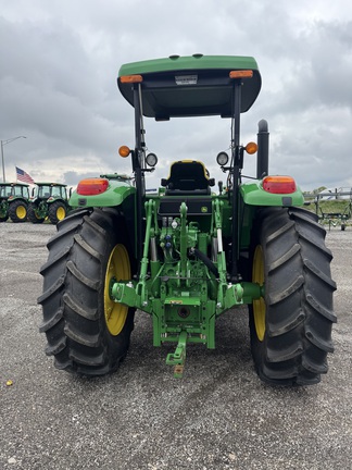 2023 John-Deere 6120M