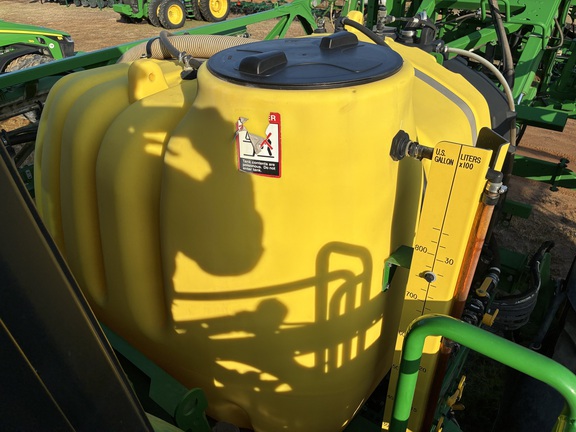 2025 John Deere 408R Photo 6