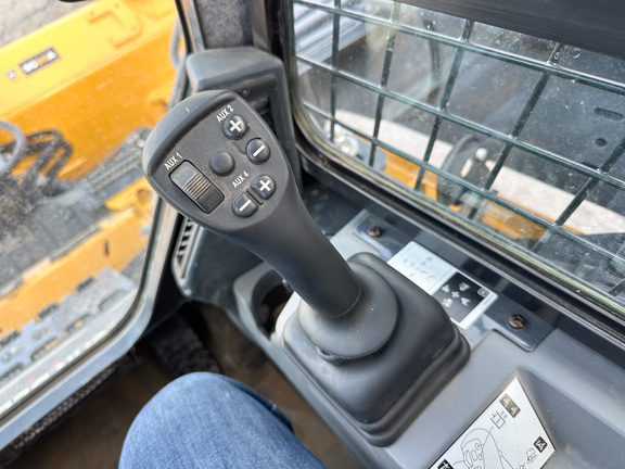 2024 John-Deere 333 P