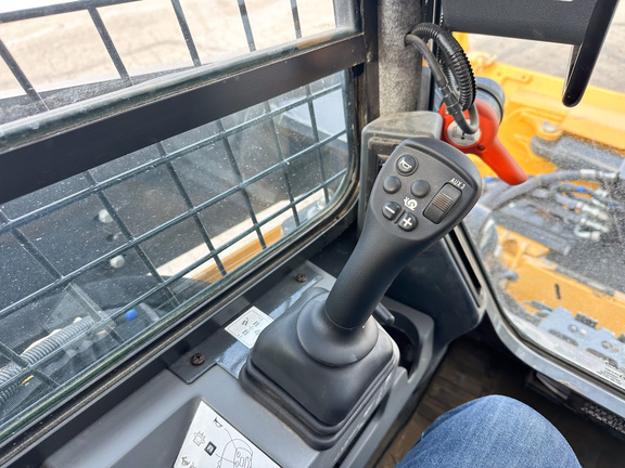 2024 John-Deere 333 P