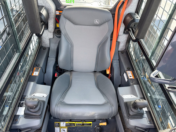 2024 John-Deere 333 P