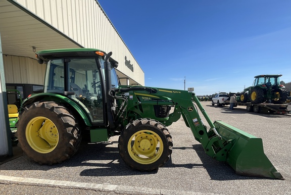 2019 John Deere 5055E Photo 5