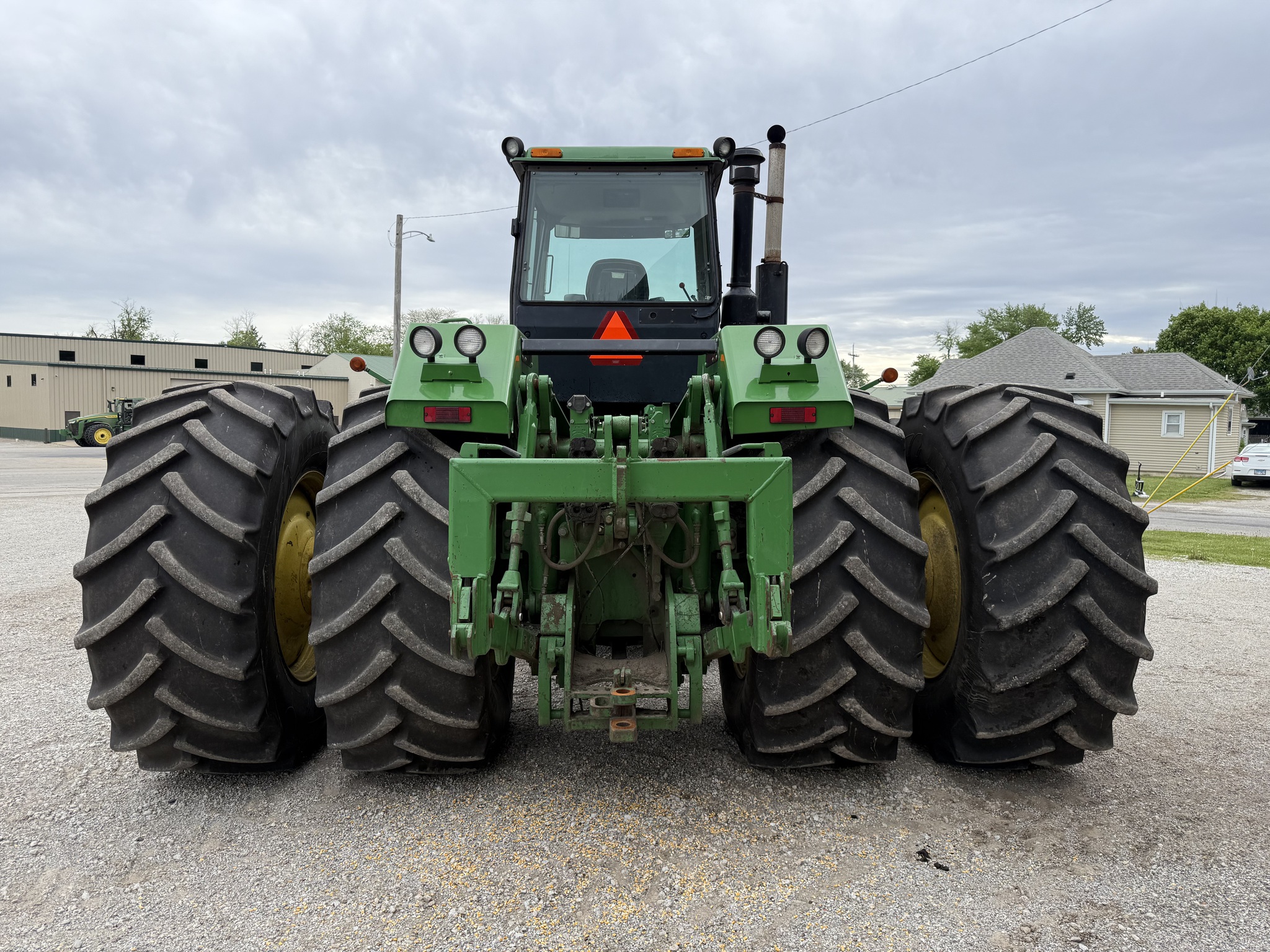  1996 John Deere 8870 at Heritage Tractor in Pontiac, IL