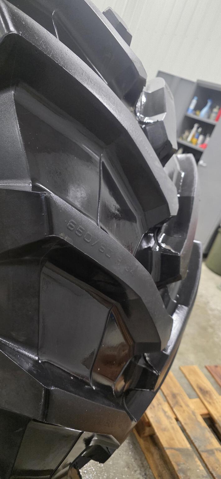 2019 Trelleborg 650/60R 34 Image 2