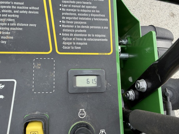 2025 John-Deere Q810E