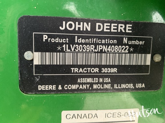 Photo of 2023 John Deere 3039R