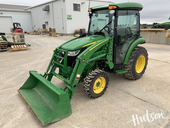 Photo of 2023 John Deere 3039R