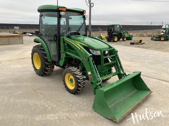 Photo of 2023 John Deere 3039R