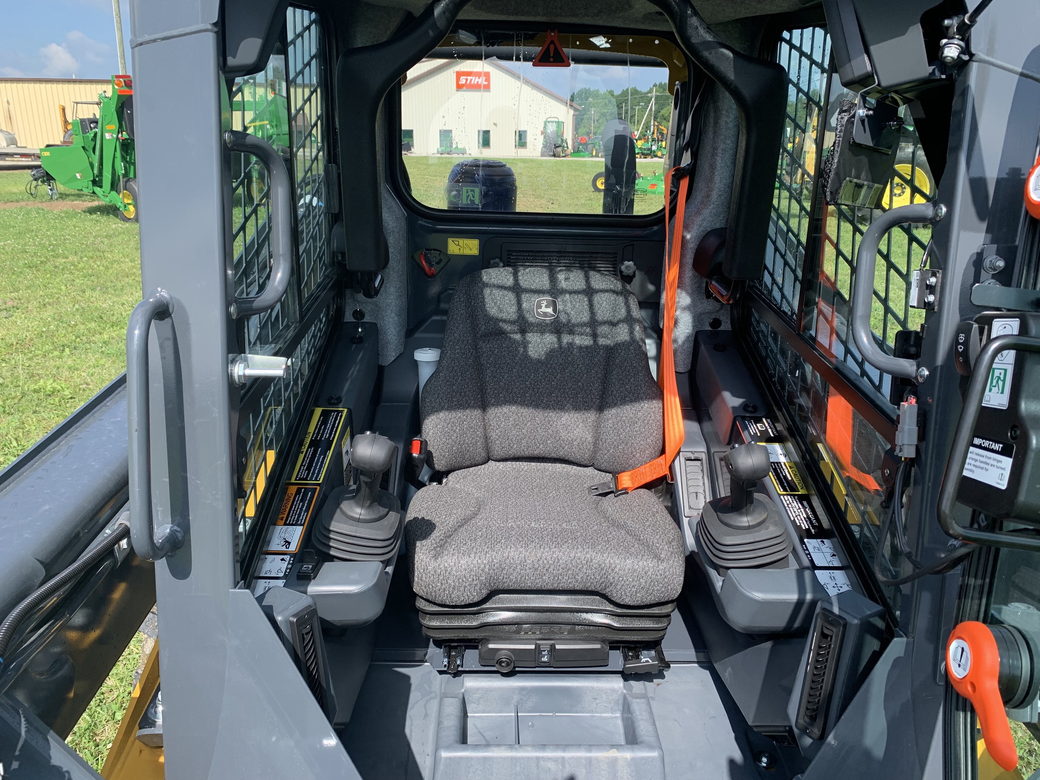 2026 John Deere 320G Image 8