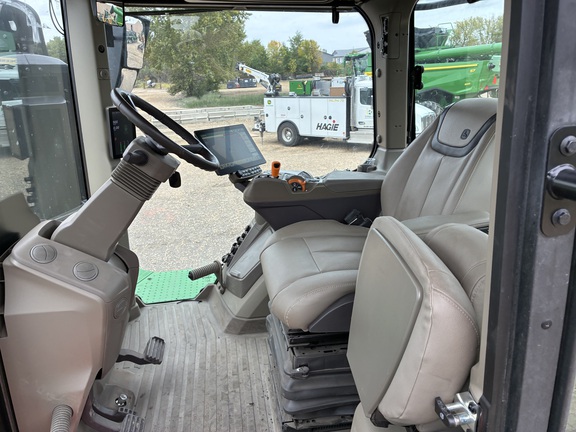 2025 John Deere 9RX 640 - Photo32