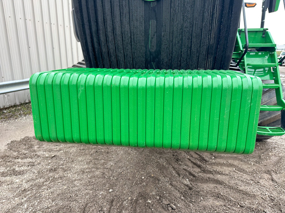 2022 John-Deere 9RT 570