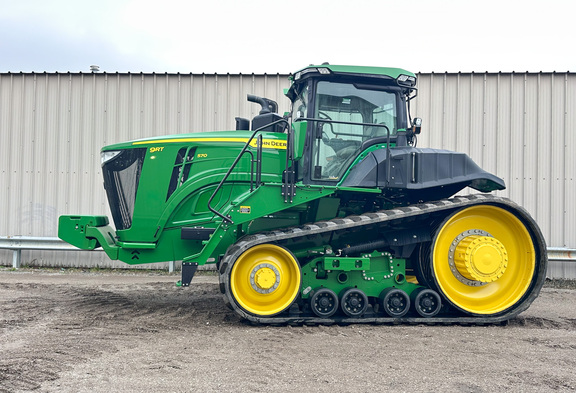 2022 John-Deere 9RT 570