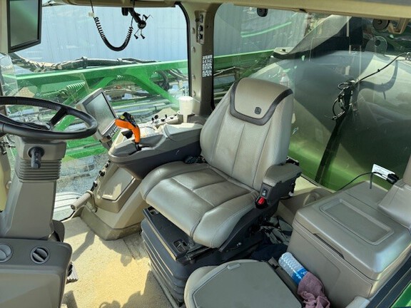 Photo of 2024 John Deere 412R