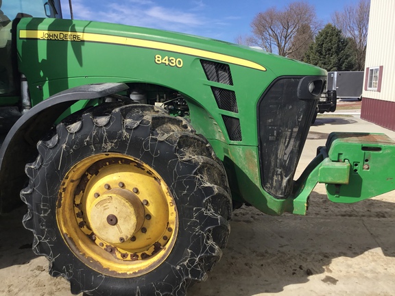 2007 John Deere 8430 (11th thumbnail)