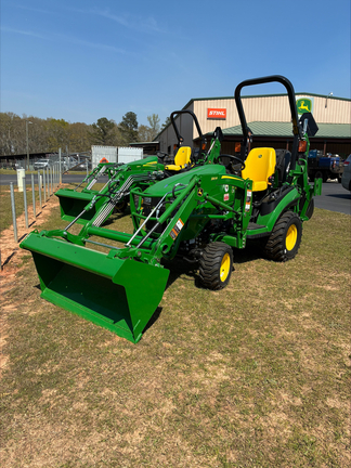 2025 John Deere 1025R Photo 4